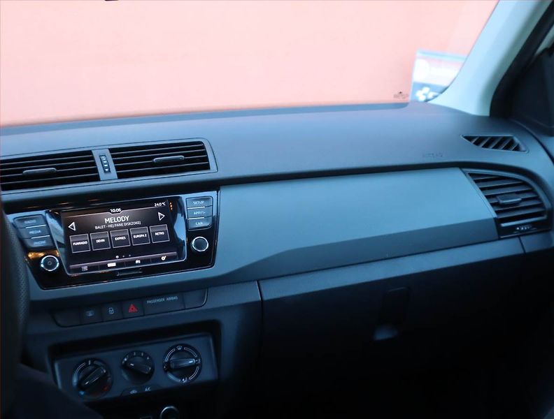 Škoda Fabia (2019) Ambition 1.0, Serv.kniha - fotka 8 z 13