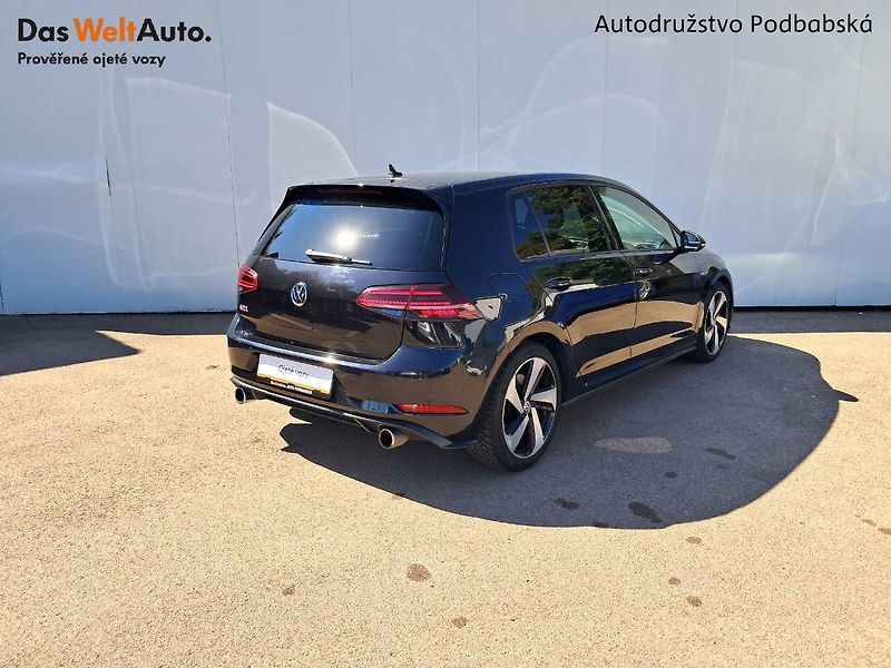 Volkswagen Golf (2018) GTI PERFORMANCE 2.0 TSI DSG7 - fotka 2 z 32
