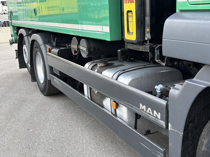 MAN TGS 26.440 6x2-2 BL EURO 5 - fotka 13 z 27