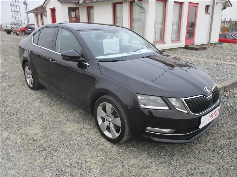 Škoda Octavia 2,0 TDI, Style,DSG,ZAMLUVENO, - fotografie inzerátu
