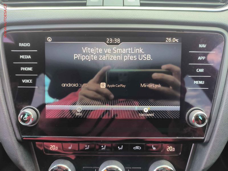 Škoda Octavia (2017) 1.4 TSi, Ambition - fotka 13 z 21