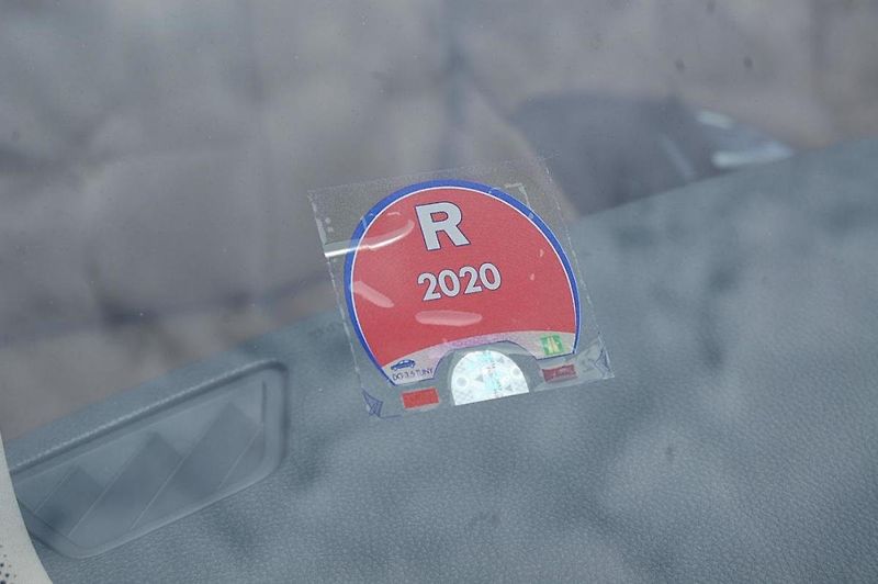BMW Řada 5 (2014) 535d xDrive, 230 kW - fotka 47 z 48