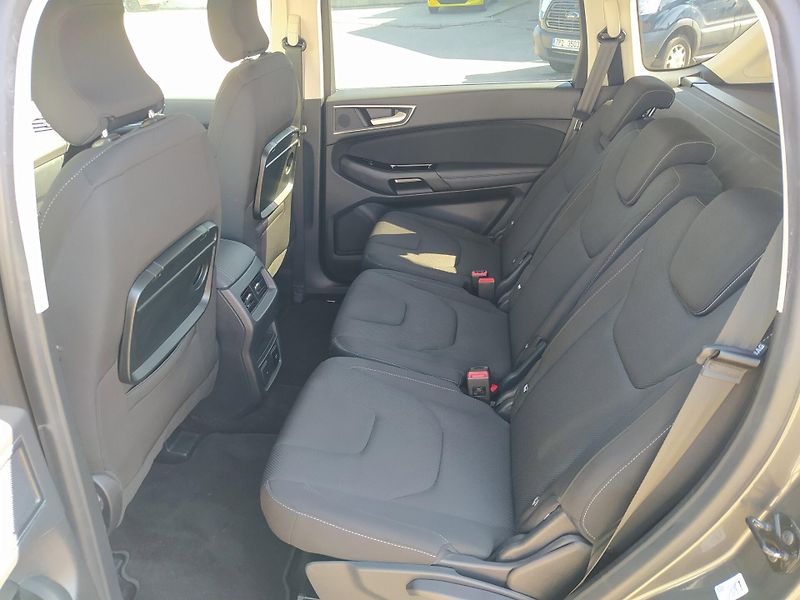 Ford S-MAX (2022) 2.0 EcoBlue 110kW/150k Titaniu - fotka 8 z 20