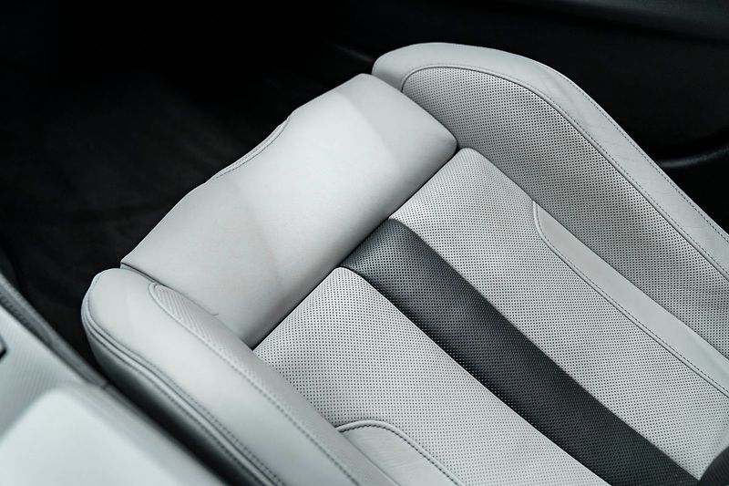 BMW M5 - fotka 13 z 27