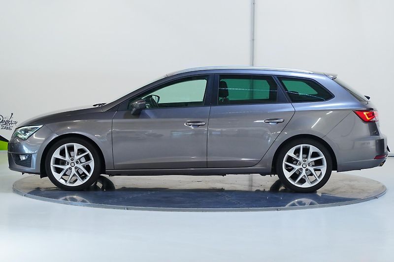Seat Leon - fotka 3 z 26