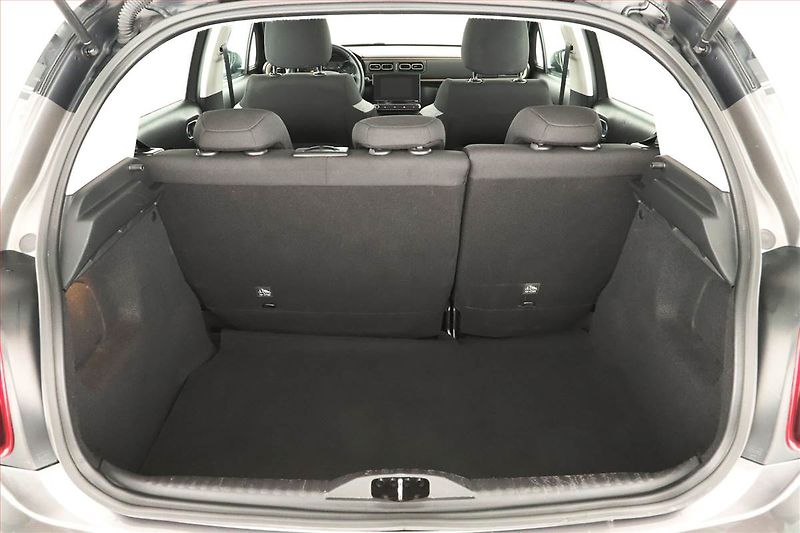 Citroën C3 (2020) 1.2 PureTech, Tempomat - fotka 10 z 17