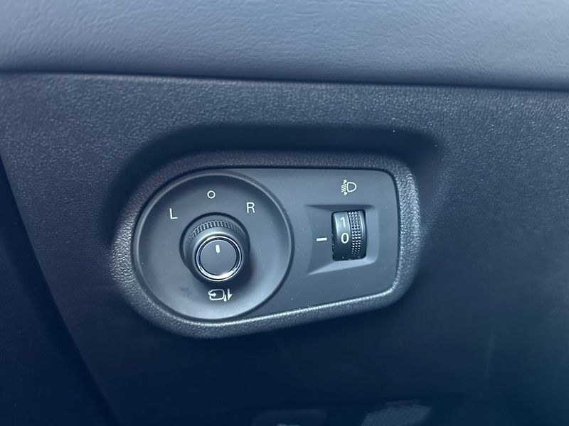 MG MGS5 EV (2025) Exclusive 64kWh - fotka 17 z 22