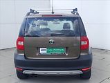 Škoda Yeti 1,6 TDi Navi Klima Tempomat - náhled 8
