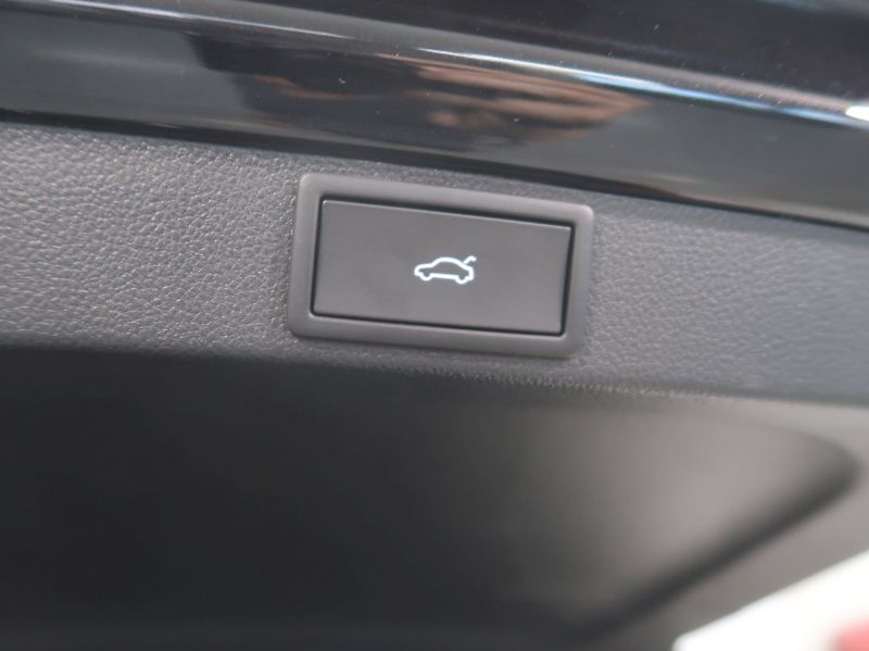 Škoda Octavia (2026) RS 2.0TSI 195KW DSG CANTON - fotka 48 z 49