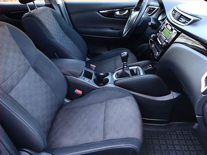 Nissan Qashqai (2014) 1.2 DIG-T, Serv.kniha - fotka 7 z 16