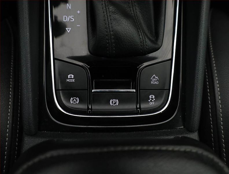 Škoda Karoq (2019) 2.0 TDI - fotka 11 z 18