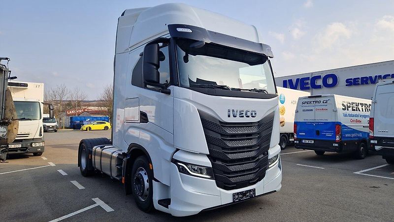 Iveco S-WAY (2025) AS440S50 - fotka 2 z 6