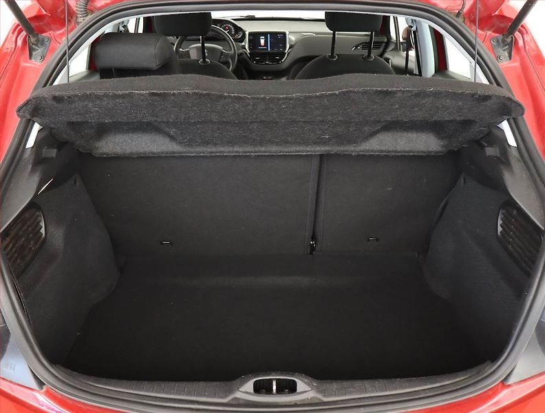 Peugeot 208 (2019) Active 1.2 PureTech, ČR,1.maj - fotka 13 z 16