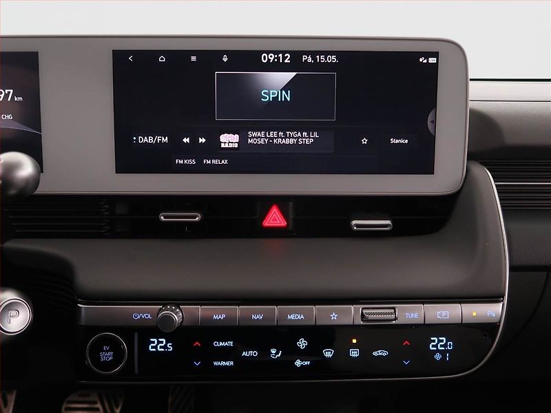 Hyundai Ioniq 5 (2023) Power 4x4, SoH 98% - fotka 12 z 28