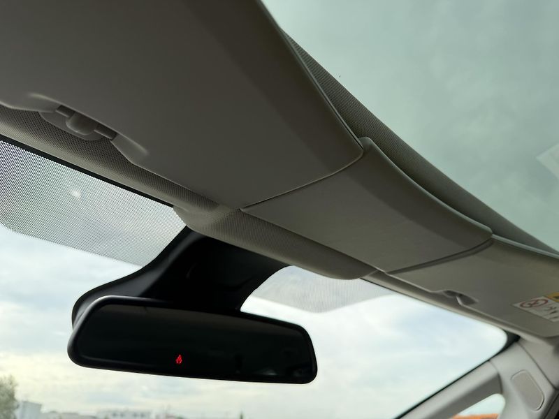 Renault Espace 1.6 DCI 7MÍST LED NAVI 2X KOLA - fotka 30 z 47