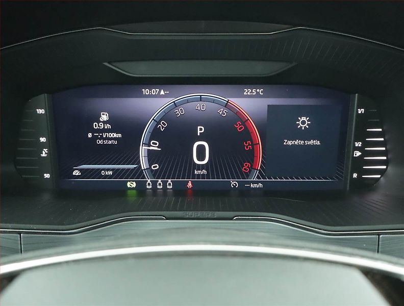 Škoda Superb (2022) 2.0 TDI - fotka 11 z 20