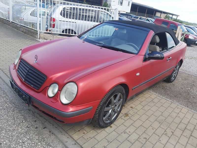 Mercedes-Benz CLK (1998)  320, 160 KW - fotka 7 z 41
