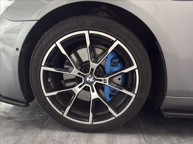 BMW Řada 6 3,0   640D XDRIVE HARMAN MAXTO - fotka 30 z 33