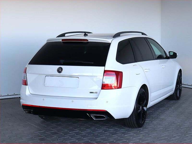 Škoda Octavia (2013) RS 2.0 TDI, Serv.kniha, Navi - fotka 5 z 19