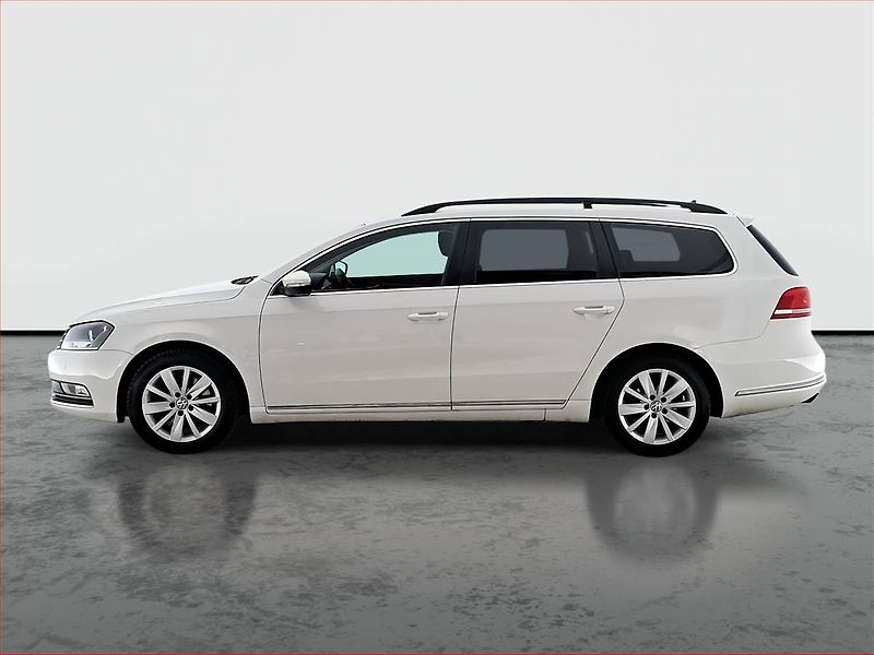 Volkswagen Passat (2012) 2.0 TDI, Park. senzory - fotka 3 z 17
