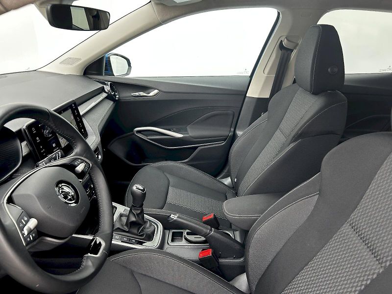 Škoda Fabia (2024) 1.0 TSI 85kW MP6 Top Selection - fotka 26 z 35