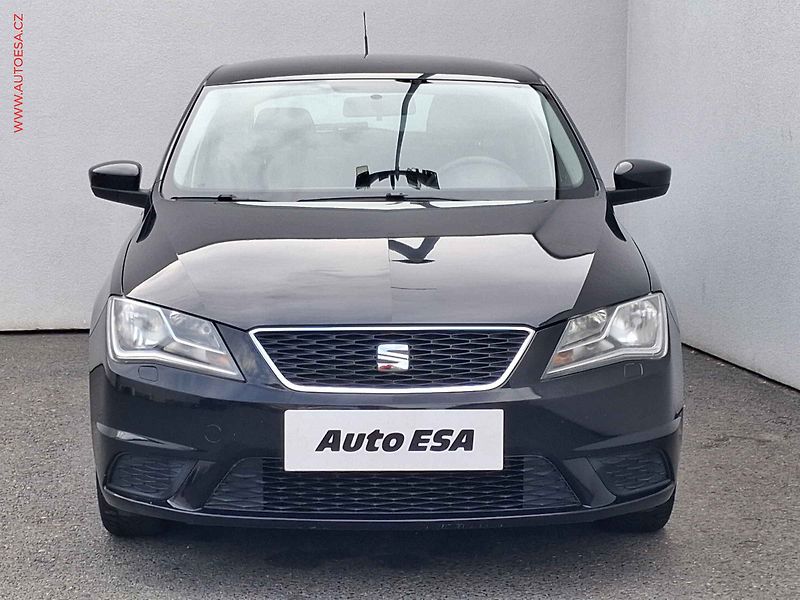 Seat Toledo (2014) 1.2 TSi, Reference, výhřev - fotka 2 z 15