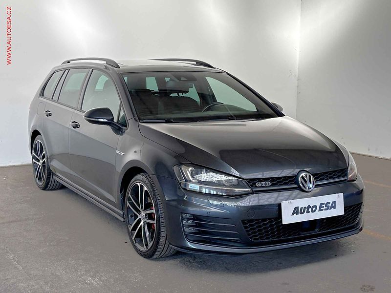 Volkswagen Golf (2016) 2.0 TDi, GTD, bixen, panor - fotografie inzerátu
