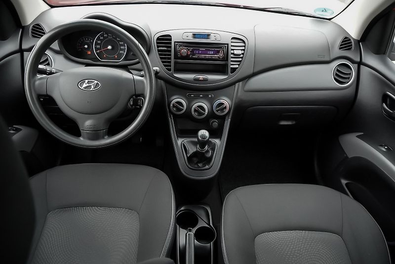 Hyundai i10 1.1 - fotka 15 z 25
