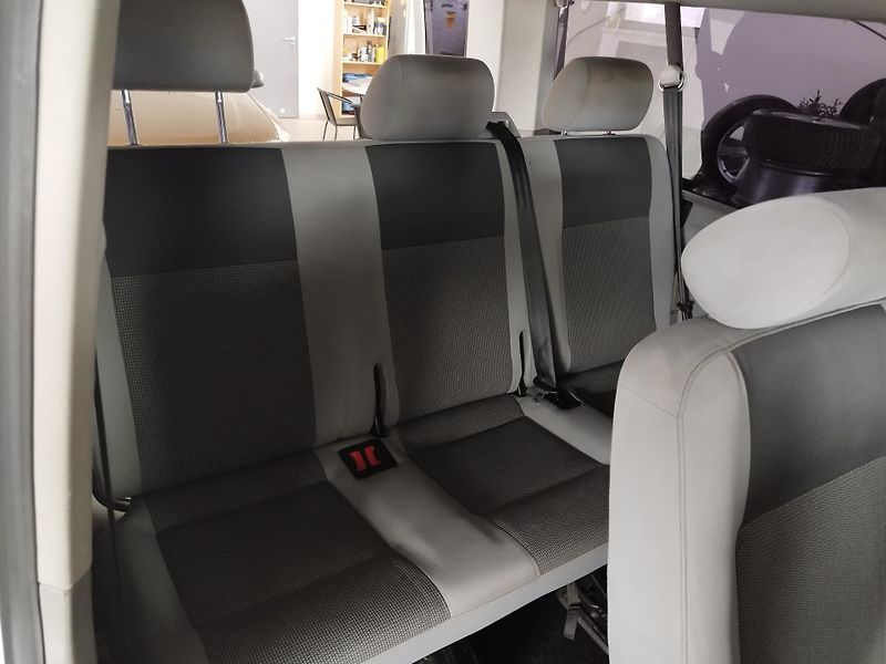 Volkswagen Caravelle (2012) 2,0TDI,LONG,9MÍST,TAŽ,ALU,SER. - fotka 11 z 35