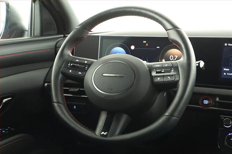 Hyundai Tucson (2025) 1.6 T-GDI, N-LINE, AUTOMAT - fotka 16 z 17