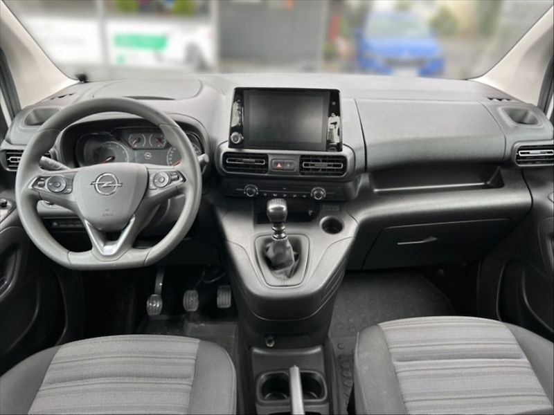 Opel Combo 1,5 CDTI 96 Edition Plus - fotka 9 z 11