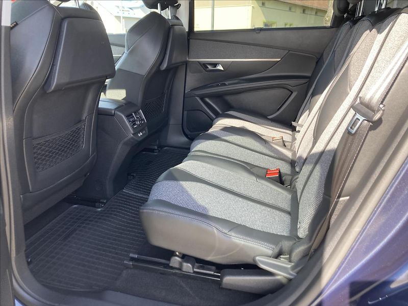 Peugeot 5008 1,5 ALLURE  BlueHDi 130 S&S MA - fotka 10 z 25
