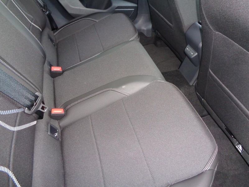 Volkswagen Taigo 1,0 TSI 7DSG FRIENDS  85 KW - fotka 22 z 29