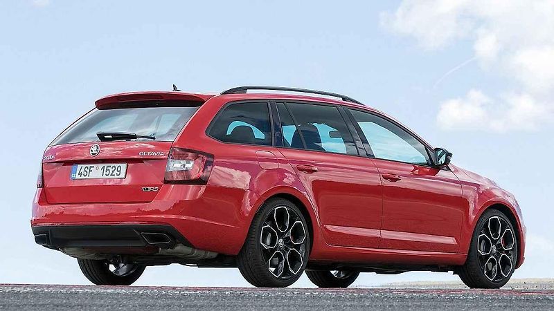 Škoda Octavia RS 245.