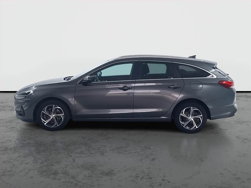 Hyundai i30 (2023) Smart 1.0 T-GDI - fotka 3 z 18