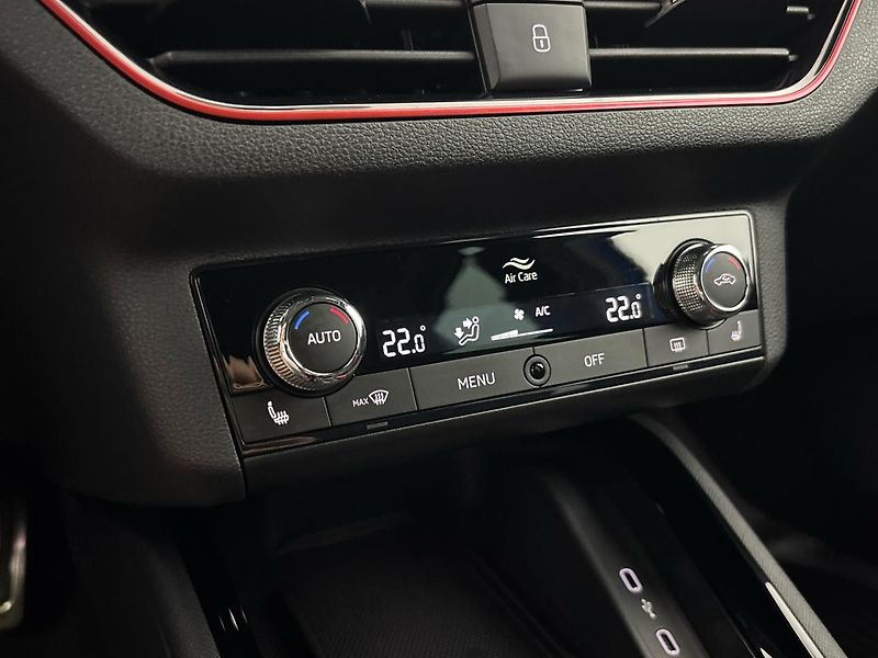 Škoda Scala Monte Carlo DSG - fotka 19 z 28