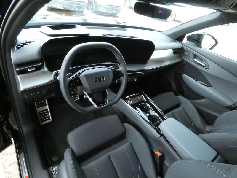 Audi Q3 (2026) S-Line e-hybrid 200 kW - fotka 5 z 29