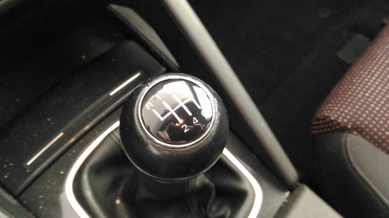 Audi A3 (2006) 2,0FSI,110KW,ALU,AUT.KLIMA - fotka 23 z 27