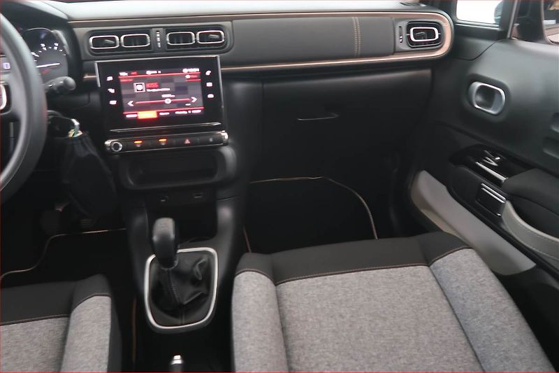 Citroën C3 (2020) 1.2 PureTech, Serv.kniha - fotka 8 z 18