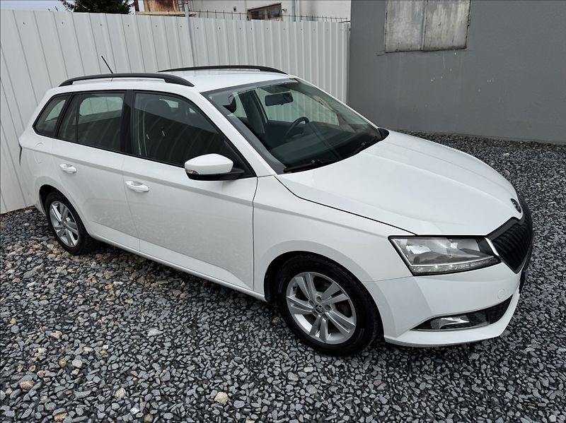 Škoda Fabia 1,0 TSI DPH tažné 1.maj. ČR - fotka 7 z 50