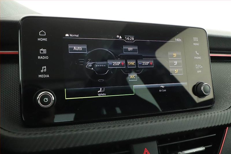 Škoda Scala (2026) 1.0 TSI, MONTE CARLO, AUTOMAT - fotka 17 z 20
