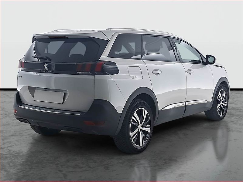 Peugeot 5008 (2018) Allure PureTech 130, Automat - fotka 5 z 23