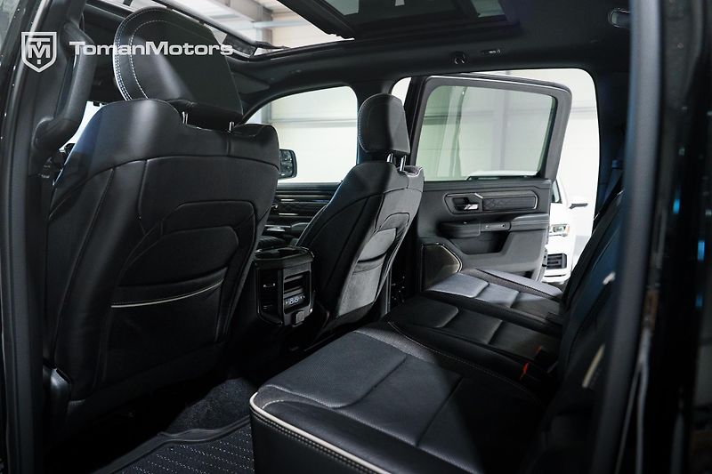 RAM 1500 (2024) Limited 540Hp Night RAMBOX - fotka 20 z 28