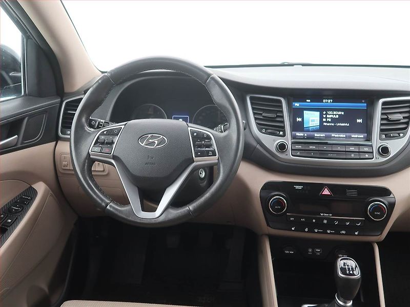 Hyundai Tucson (2016) 1.7 CRDi, Serv.kniha, Navi - fotka 7 z 20