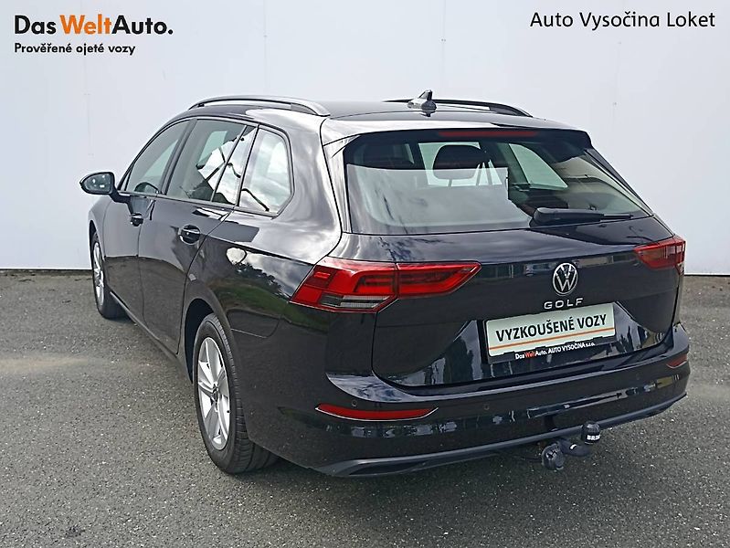 Volkswagen Golf (2023) 1.5 TSI 96kW tažné manuál - fotka 19 z 31