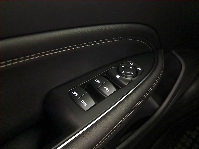 Opel Insignia (2017) 2.0 CDTI, Kůže, Tempomat - fotka 16 z 18