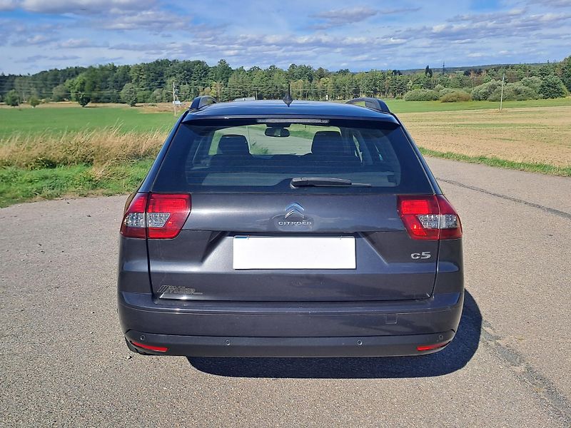 Citroën C5 (2013) 2.0 HDi PĚKNÝ STAV - fotka 6 z 30