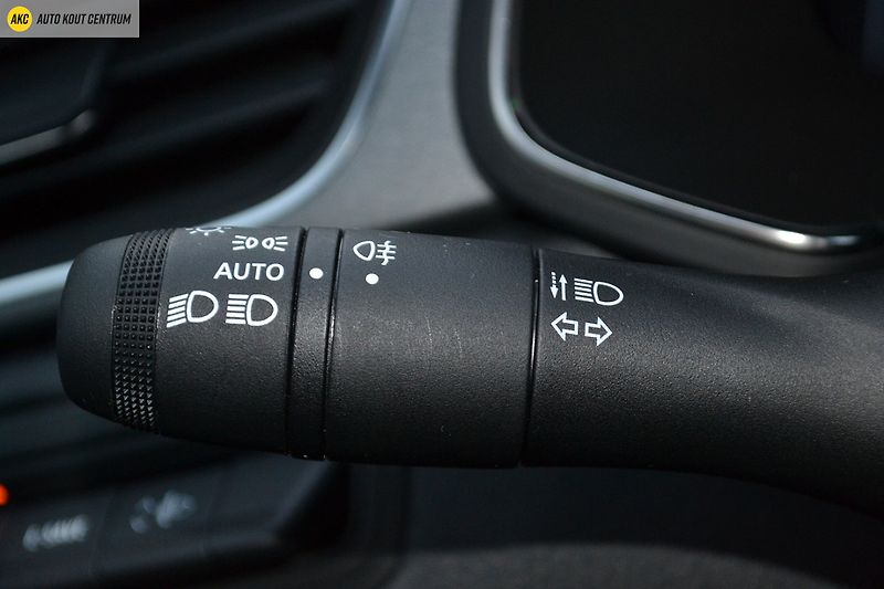 Renault Captur techno E-Tech full hybrid 145 - fotka 43 z 50