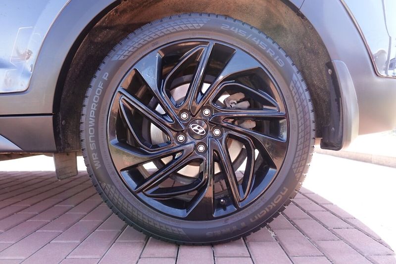 Hyundai Tucson 2,0CRDi A/T 4x4 N-Line - fotka 7 z 32