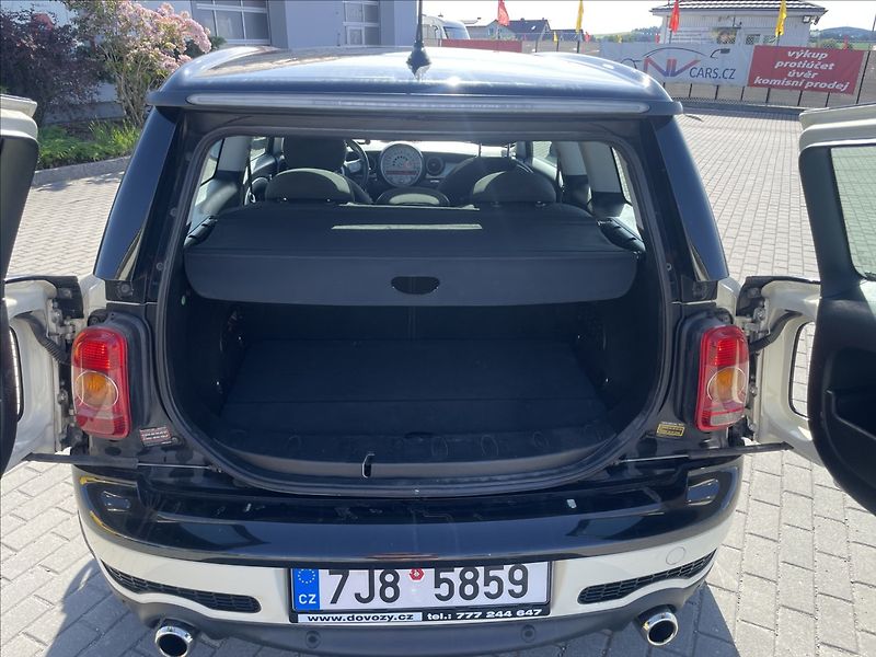 Mini Cooper S 1,6 i 16V 135kw S Panorama - fotka 9 z 35